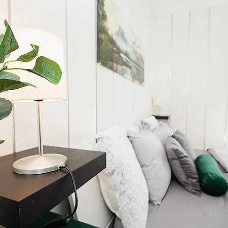 Magnolia - Free Private Parking Apartment Ljubljana