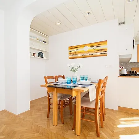 Magnolia - Free Private Parking Appartement